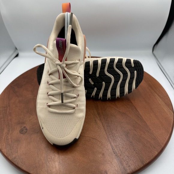 NIKE Free Metcon 6 SE Training Shoes Sneakers Pear/Pewter/Multicolor Women's 7.5 - Picture 11 of 14